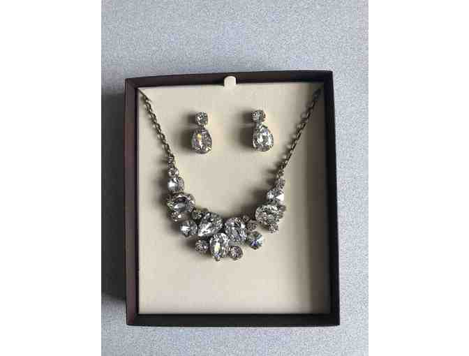 Sorelli Jewelry: Necklace & Earring set