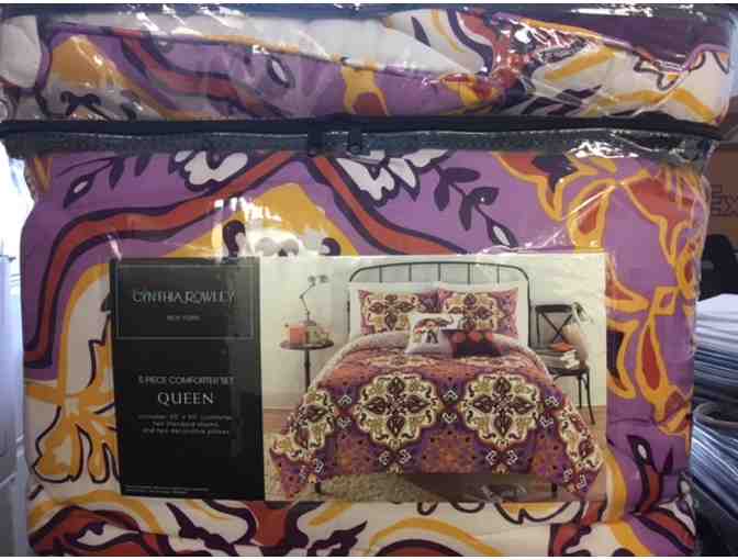 Give Your Bedroom a New Look:  Cynthia Rowley Queen Sized COMFORTER SET