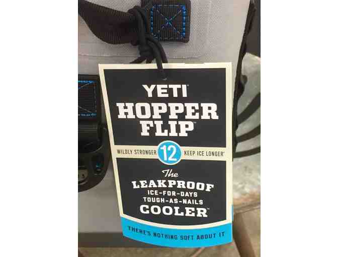 Yeti Hopper Flip & 2 Insulated Tumblers