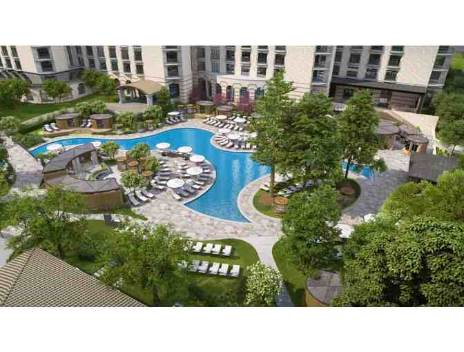 Ritz Carlton Las Colinas 1 night stay with Breakfast for 2