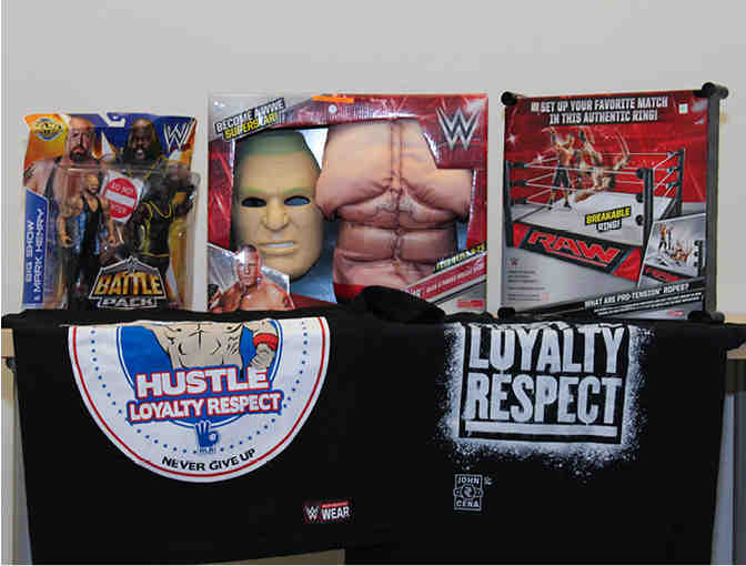 World Wrestling Entertainment Chair and Gift Pack