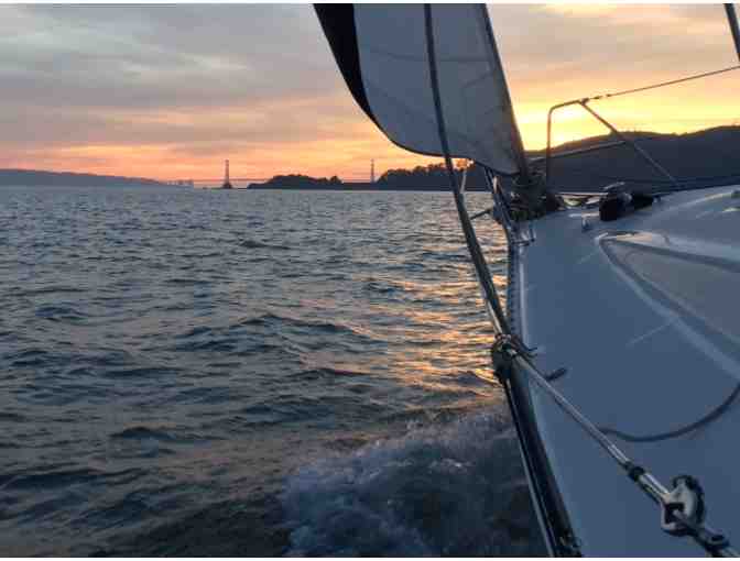 Sunset Sail on San Francisco Bay for 4 People on "Spirit" - Photo 1