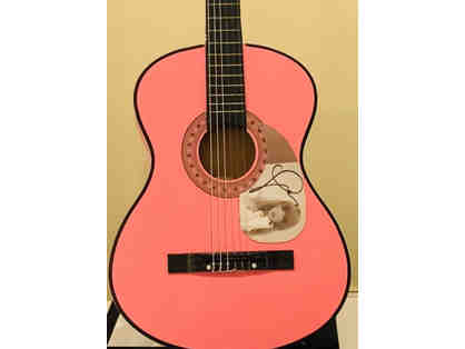 Taylor Swift Signed Guitar!