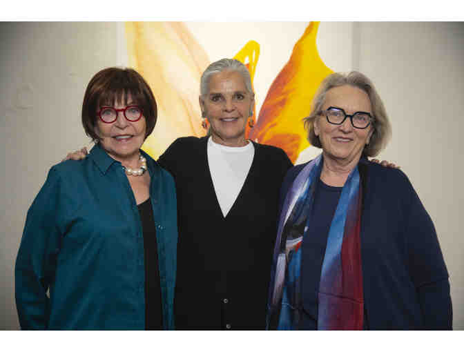 Actress Ali MacGraw joins up to 12 guests for a Santa Fe dinner hosted by Lisa and David Barker. - Photo 1