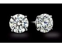 CZ DIAMOND STUD EARRINGS - PERFECT FOR GRADUATION, MOTHERS DAY OR ANY SPECIAL OCCASION!