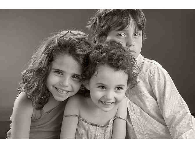 Roclord Studio - In-Studio Photography Session & Free Print