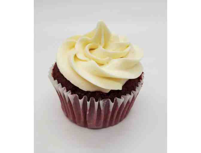 Calabasas Sweets by Leslie Lin