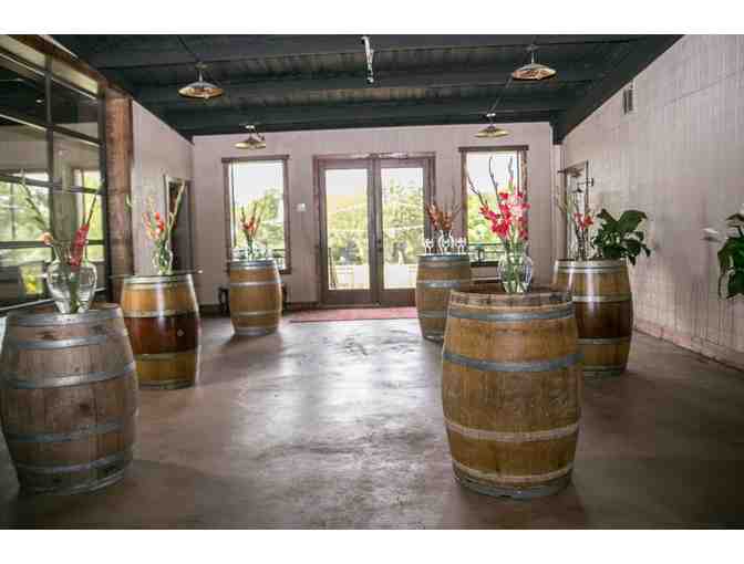 Lost Oak Winery, Burleson - Premium Experience Tour & Wine Tasting for (4)