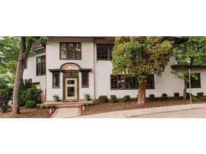 A Night at the Oakhurst Inn with breakfast for 2