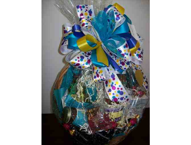 Ladies Golf Basket by The Gingerbread House