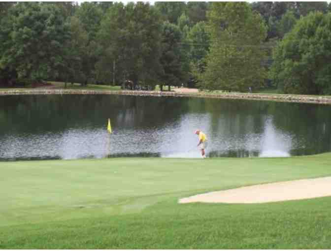 Greensfees  for 4 at Tuscarora Country Club