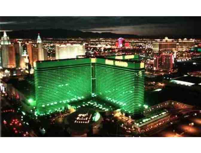 MGM Resorts International: Couples Package (MGM Grand Las Vegas)