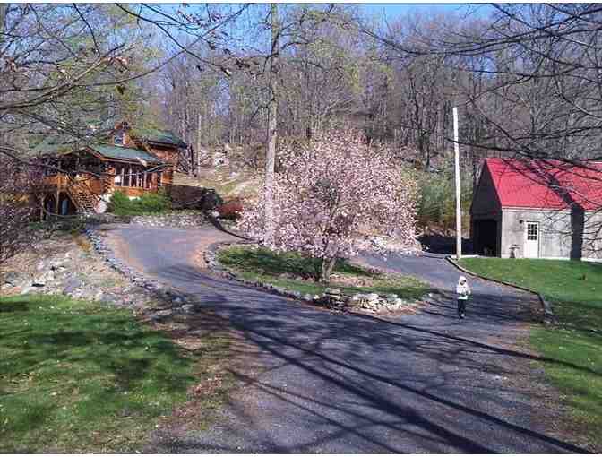 A Getaway at lovely log home in Warwick NY - 4 nights including a weekend.
