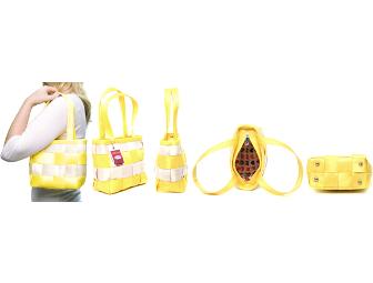 Harvey's Seat Belt Tote in Pina Colada