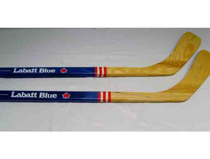 One goal. One Team. 2 Blackhawks Tickets!