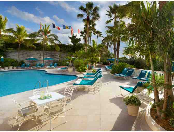 4 Night Stay at the Fairmont in Bermuda for Two (2)