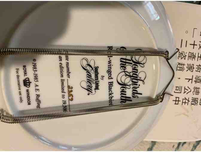 Royal Windsor Red Winged Blackbird Collector Plate