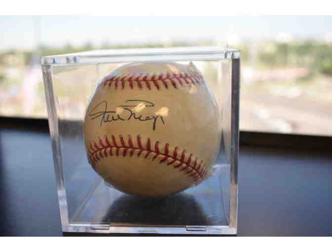 Willie Mays signed Baseball