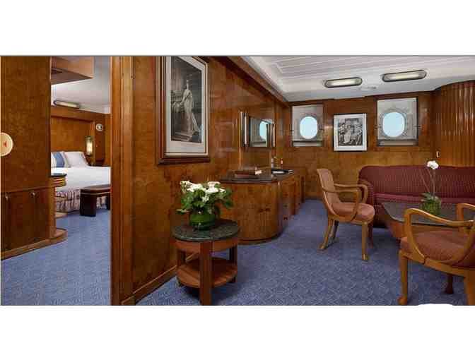 Long Beach - 2 Night Stay (Bed and Breakfast) - The Queen Mary