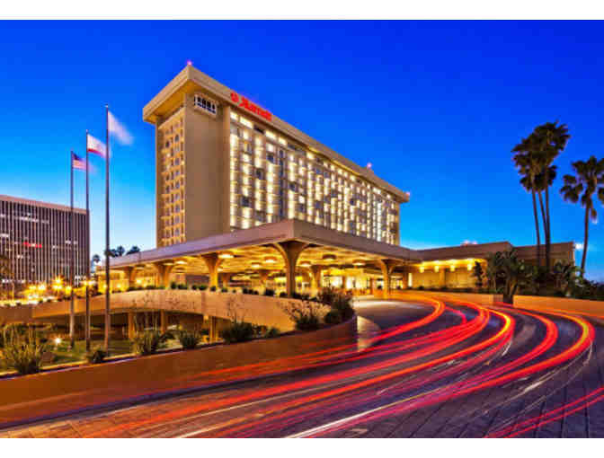 Los Angeles - 2 Night Stay with valet parking - Los Angeles Airport Marriott