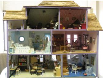 Exquisite Doll House