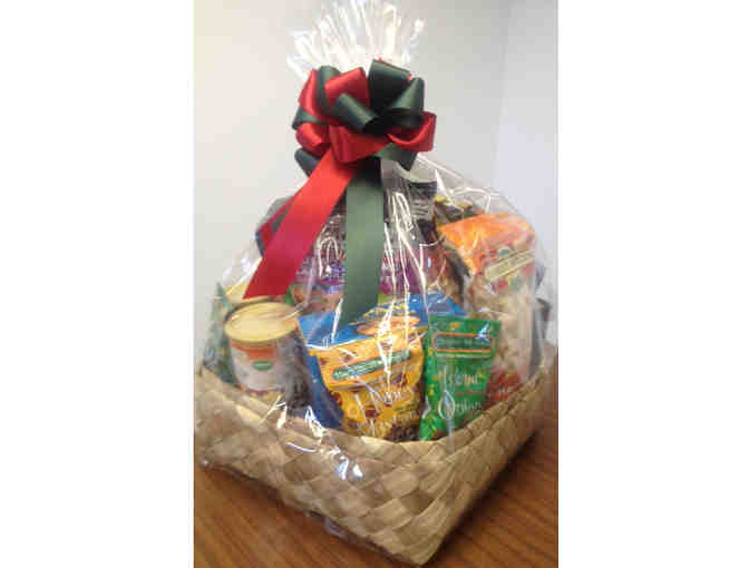 Hamakua Macdamia Nuts Gift Basket