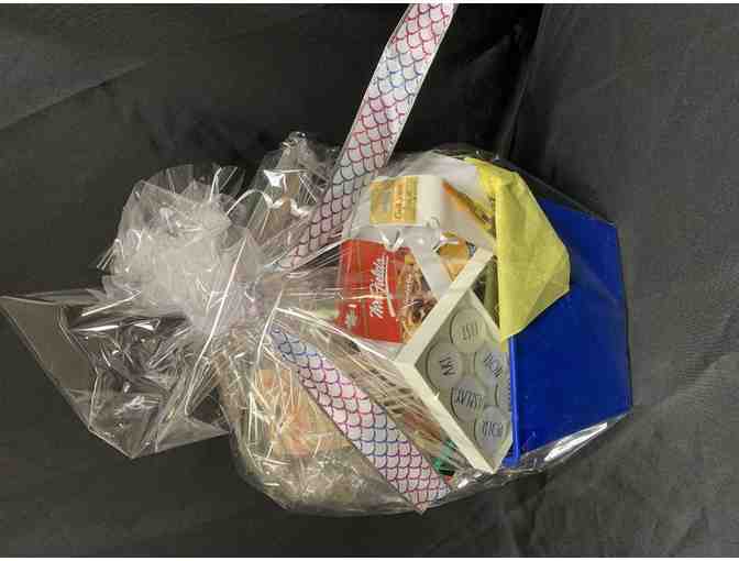 Starving Artist Cafe - Gift Card $25