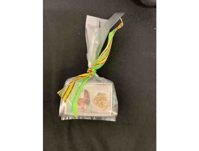 Daniela Swaebe Gold Anklet - Donated by The Stambaugh Family