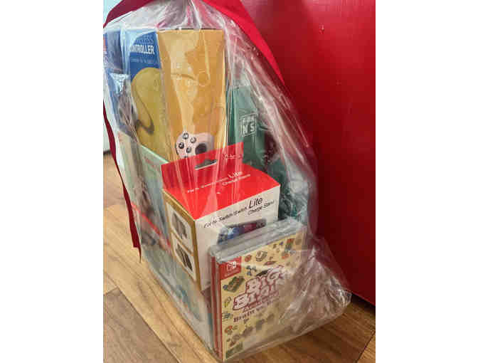 2nd grade Class of 2026 - Nintendo Switch Lite & accessories