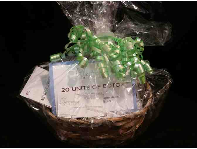 Aesthetica Medispa 20 Units of Botox!