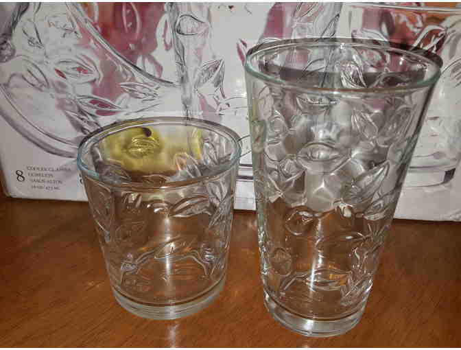 Libbey Glassware 16 Glass 'Leaves' Drinkware Set
