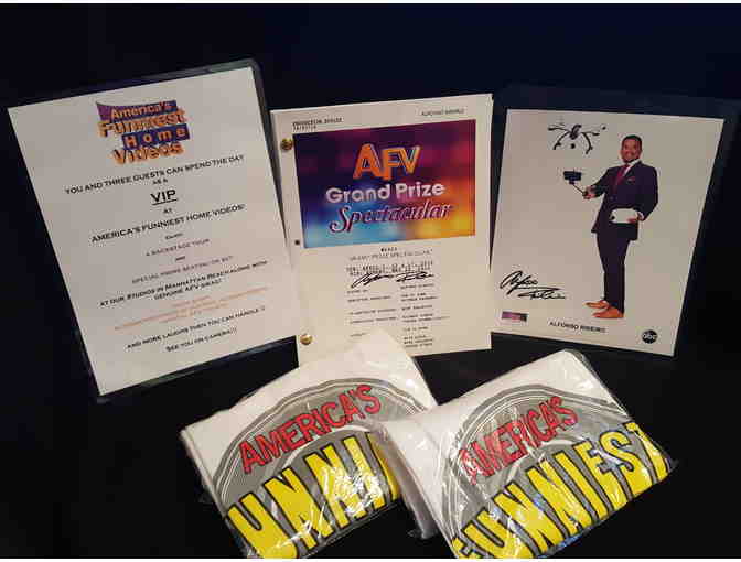 America's Funniest Home Videos--VIP Live Taping of Season Finale, Signed Script, Swag - Photo 2