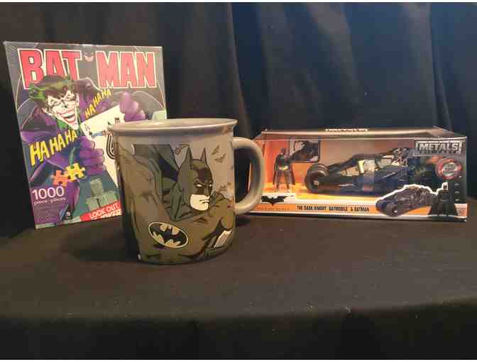 Collectibles--WB 8-pc Batman Collection, Numbered Cookie Jar, Preproduction and Rare Items