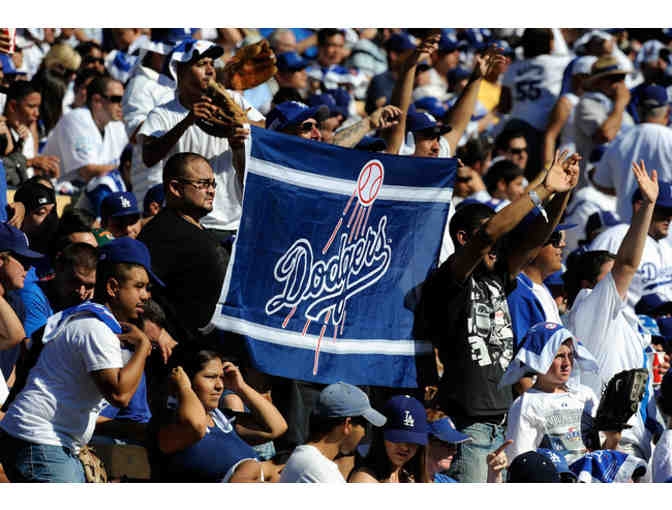 2 Tickets to Los Angeles Dodgers vs. Arizona Diamondbacks Baseball Game - Photo 3