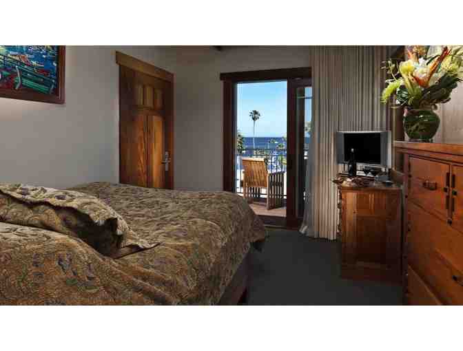 2 Night Stay at the Avalon Hotel on Beautiful Catalina Island for 2 people
