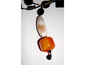AMBER AND BLACK LONG STRAND BEADED NECKLACE
