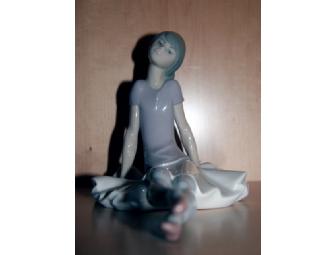 Lladro figurine - Ballet Purple