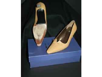 STUART WEITZMAN TAN LEATHER HEELS