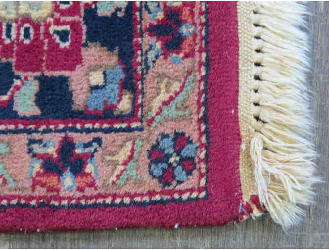 Medium-sized Iranian Persian Senneh Rug