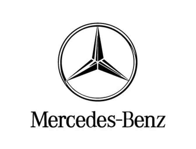 Weekend Drive in a Mercedes-Benz & Mercedes-Benz Swag