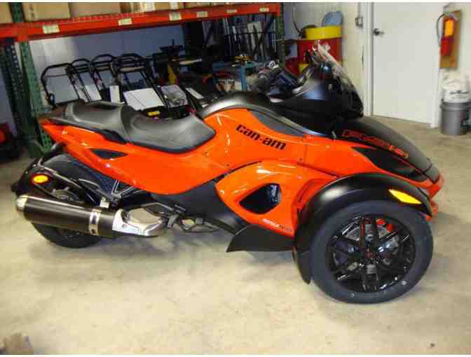 6-8 Hour Ride for Two on a Can-Am Spyder!