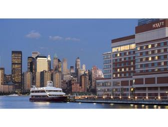 New York Harbor Sunset Cruise on Motor Yacht