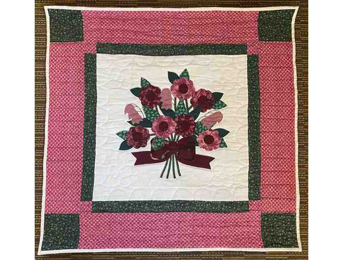 Amish Quilt Wall Hanging - Photo 1