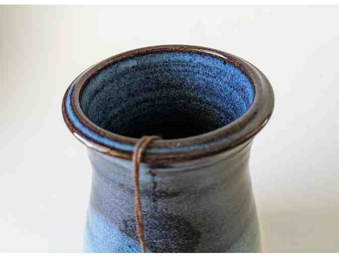Small Flower Vase by Christine Stangel (stoneware clay)