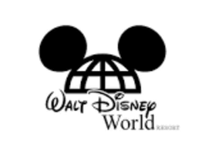 Walt Disney World (2) Park Hopper Tickets