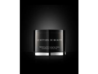 Le Metier de Beaute Cosmetics & Skin Care Package