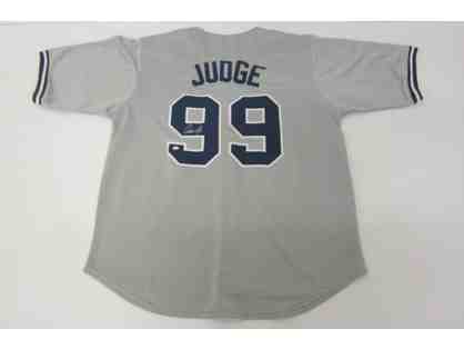 Aaron Judge Autographed Yankees Jersey