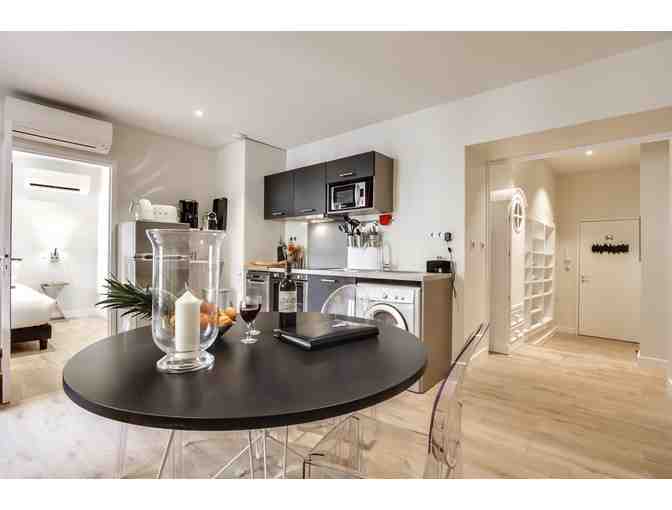 Bordeaux, France - Deluxe 5 days / 4 Nights with Guided Wine Tour/ Michelin Restaurant