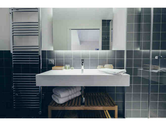 Bordeaux, France - Deluxe 5 days / 4 Nights with Guided Wine Tour/ Michelin Restaurant