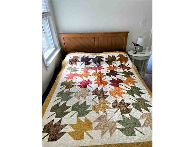 Beautiful fall themed quilt with large quilted maple leaves - Photo 1